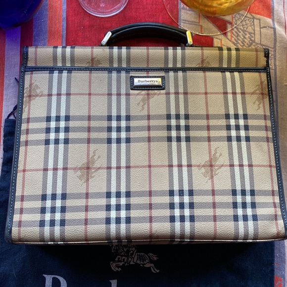 Burberrys Nova Check Briefcase - Picture 2 of 10